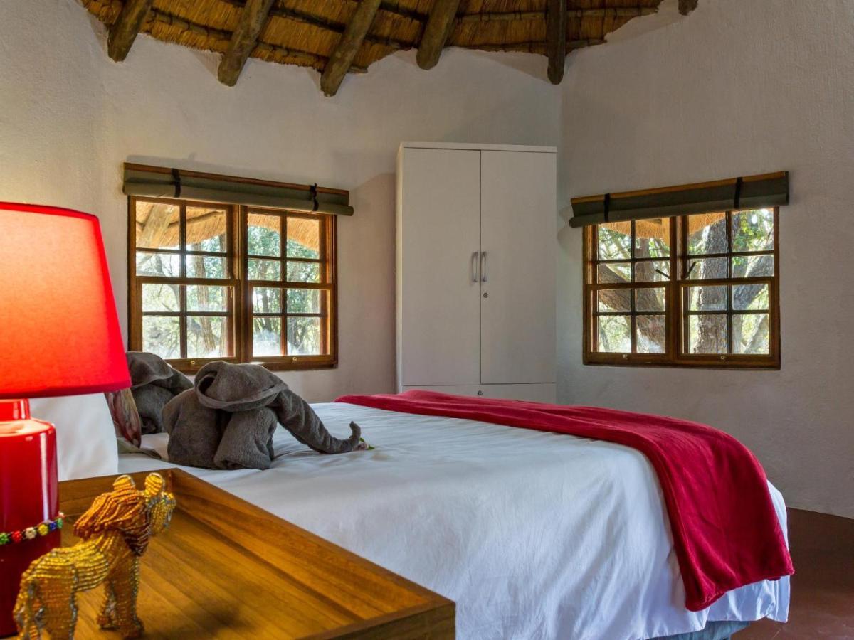 Wild Ride Safaris And Bush Camp Villa โฮดสปรูท ภายนอก รูปภาพ