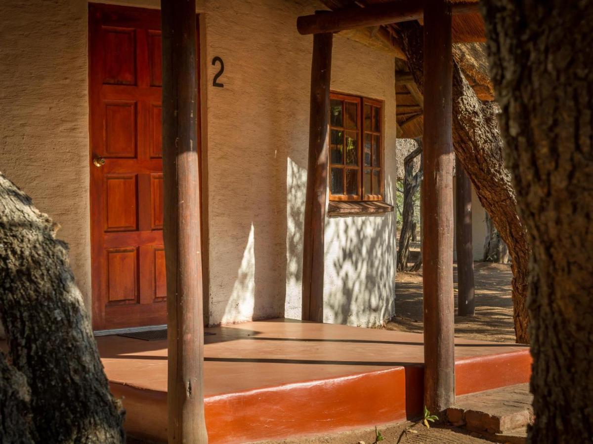 Wild Ride Safaris And Bush Camp Villa โฮดสปรูท ภายนอก รูปภาพ