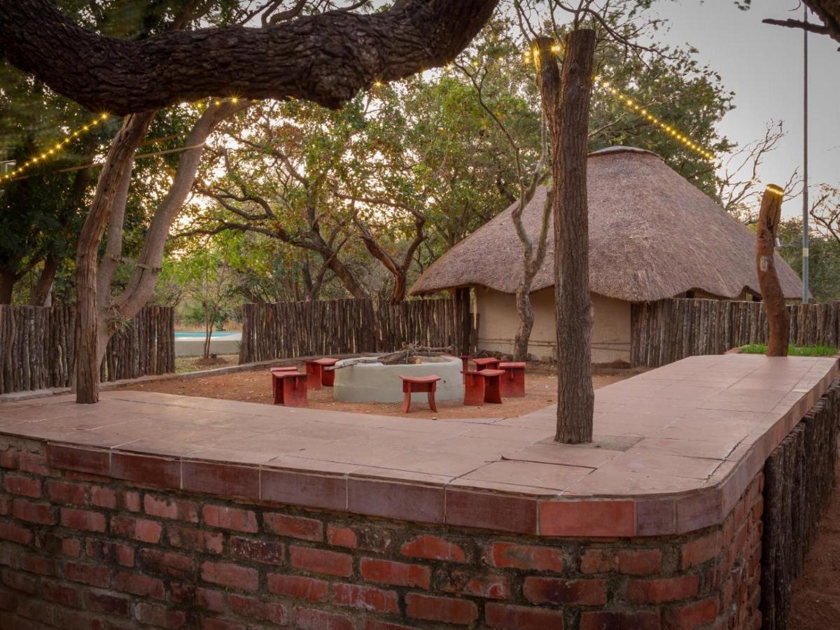 Wild Ride Safaris And Bush Camp Villa โฮดสปรูท ภายนอก รูปภาพ