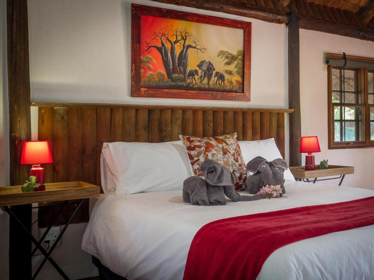 Wild Ride Safaris And Bush Camp Villa โฮดสปรูท ภายนอก รูปภาพ