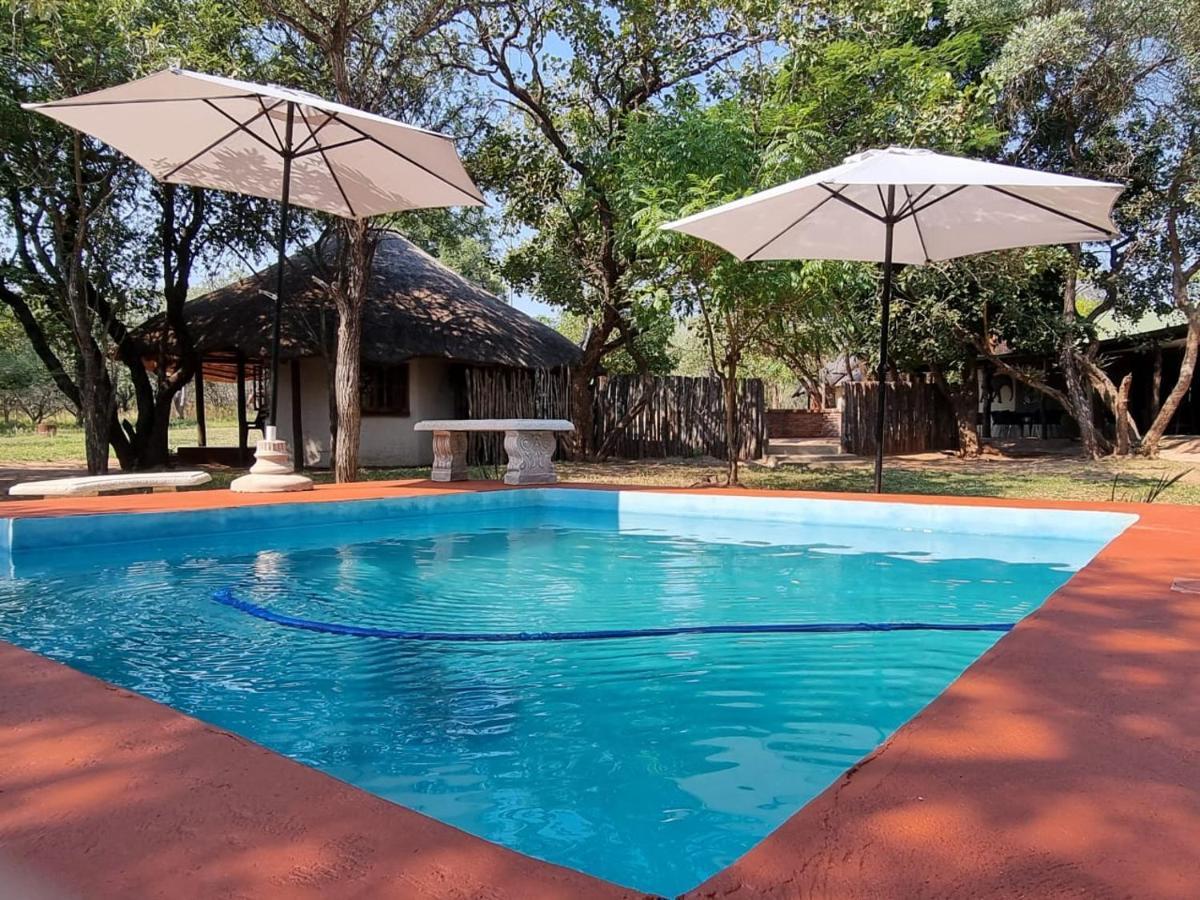 Wild Ride Safaris And Bush Camp Villa โฮดสปรูท ภายนอก รูปภาพ